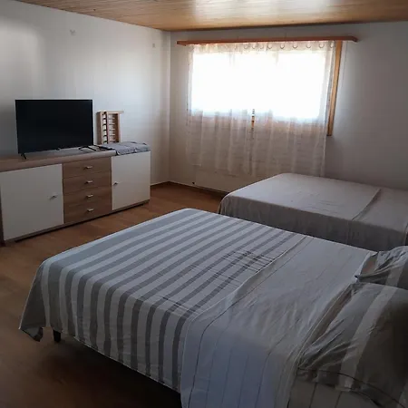 1 * Spiez